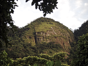 the central peak of Tapuio